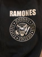 Jogginghose Ramones Größe 110 (Versand möglich) Bayern - Altdorf Vorschau