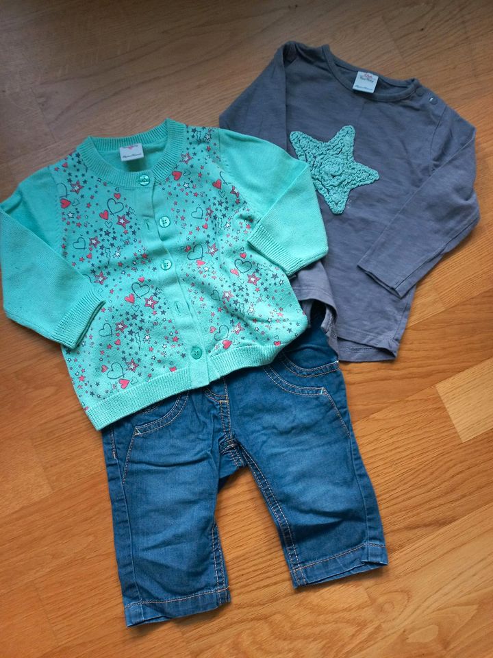 Kleidung Baby S. Oliver Hose, Pulli, Jacke Gr. 68 in Nürnberg (Mittelfr)