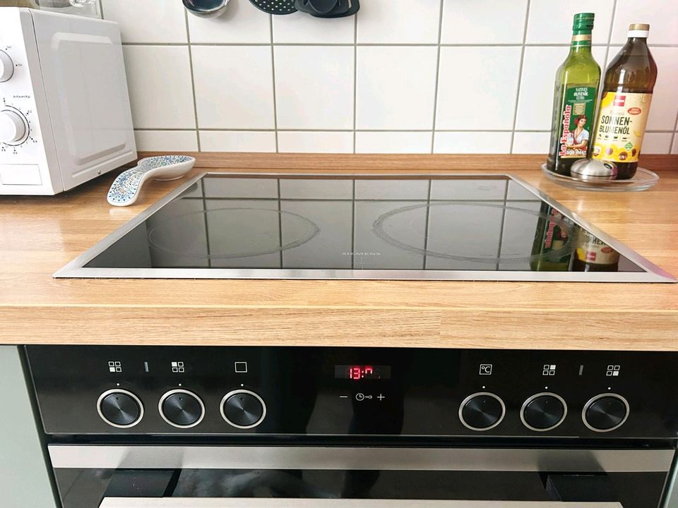 Küche mit guten Geräten zu verkaufen in Chemnitz