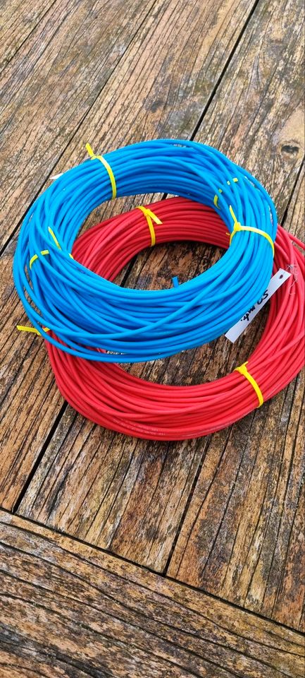 Solarkabel, PV Kabel neu, 4mm rot und.blau je 50mtr. in Gudow