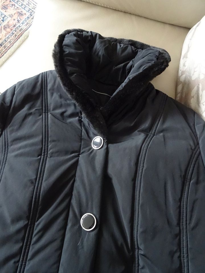Jacke lang, Damen-Winter-Mantel, Gr.40, schwarz, neuwertig in Solingen