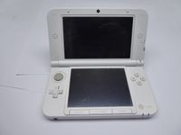 Nintendo 3ds XL mit OVP Netzteil und zwei Spielen Nordrhein-Westfalen - Altena Vorschau