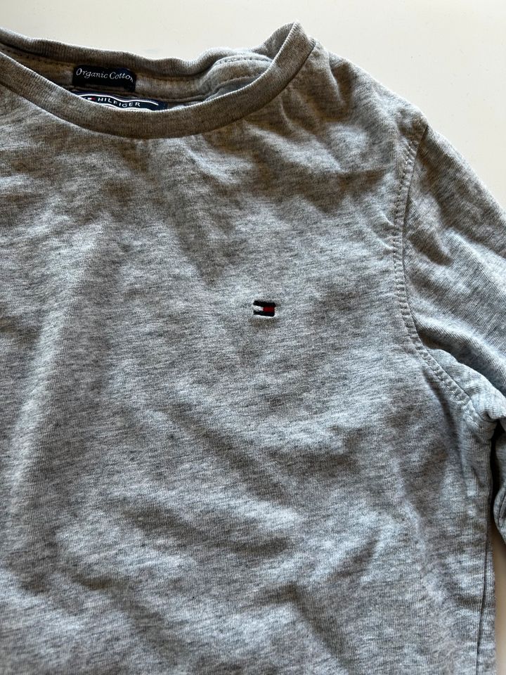 Langarm Shirt - Tommy Hilfiger Kinder in München