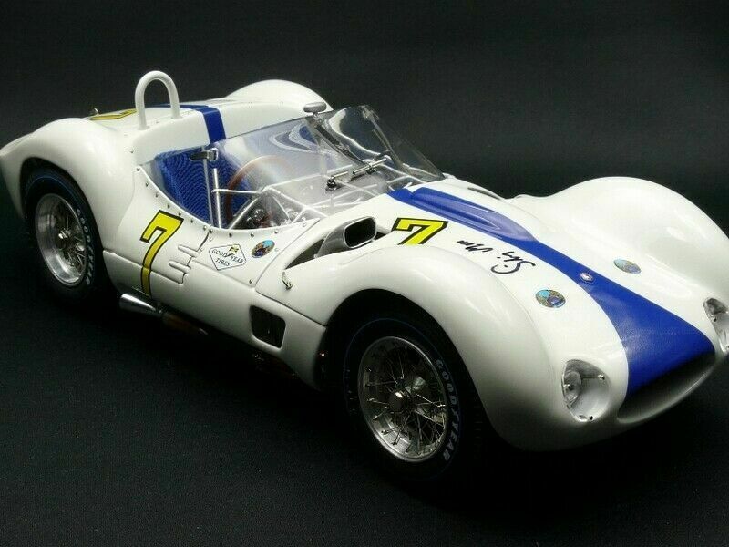 CMC M-149 Maserati Tipo 61 Birdcage #7 GP Cuba, 1:18, 1960 in Königsfeld