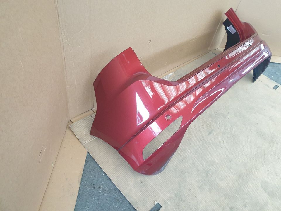 Volvo XC60 1 Heck-Stoßstrange hinten Flamenco Red Rot 702 in Bergkamen