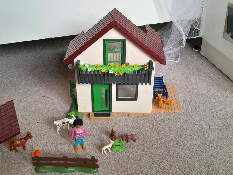 Playmobil 70133 Bauernhaus in Oldenburg