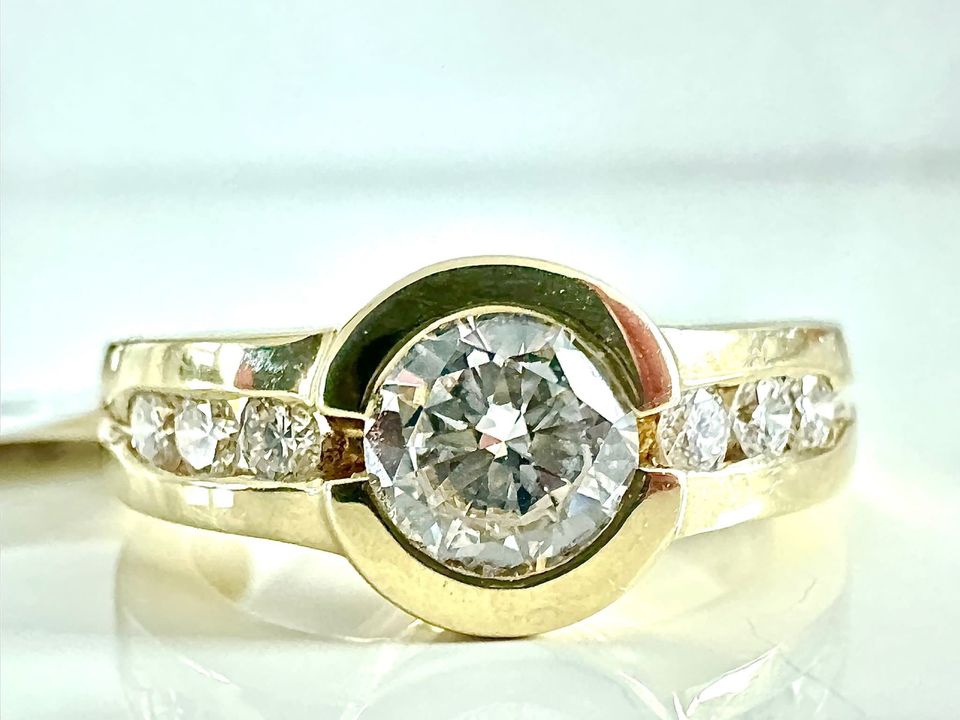 Ring 585/- Gold Handarbeit mit 1,12 ct Brillanten in Coesfeld