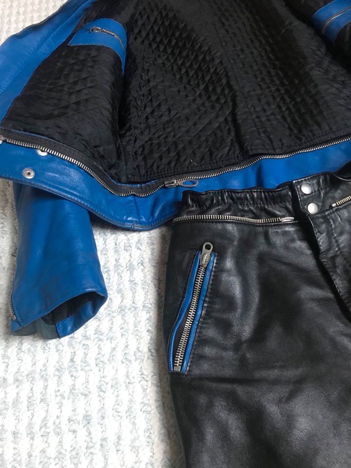 Leder Motorrad-Jacke und Hose Herren in Oberpleichfeld