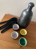 japanische Sake Flasche mit Trinkgläsern aus Keramik Pankow - Prenzlauer Berg Vorschau