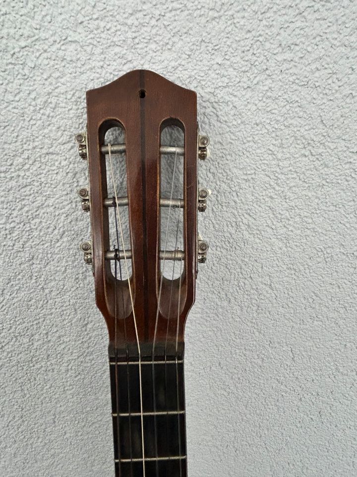 Alte Gitarre von A. Hornsteiner Mittenwald in Ulm