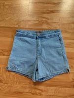 Gr 38 S Kurze Hose Jeans Shorts Hotpants blau Hellblau Denim & Co Leipzig - Schönefeld-Abtnaundorf Vorschau