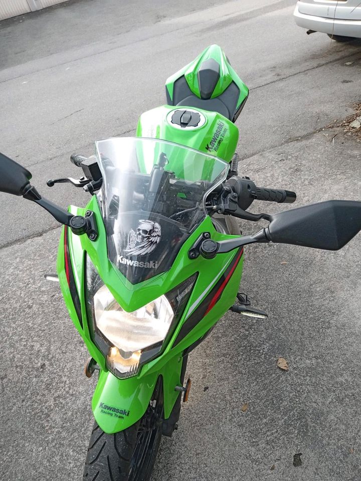 Kawasaki Ninja 125 in Reutlingen