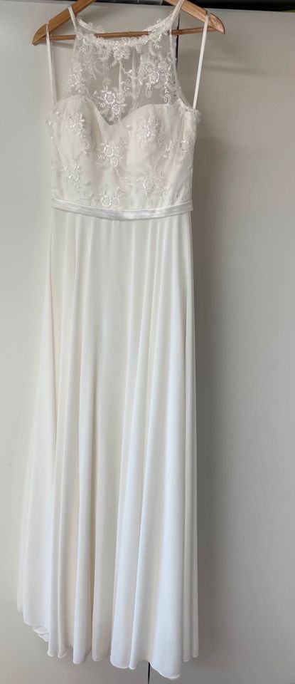 Brautkleid Hochzeitskleid weiß Kleid - gereinigt 40 M lang in Waakirchen