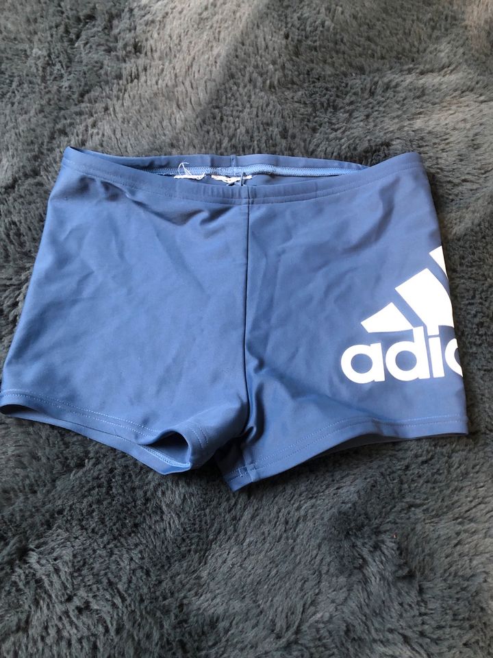 Badehose Adidas Gr 152 in Dortmund