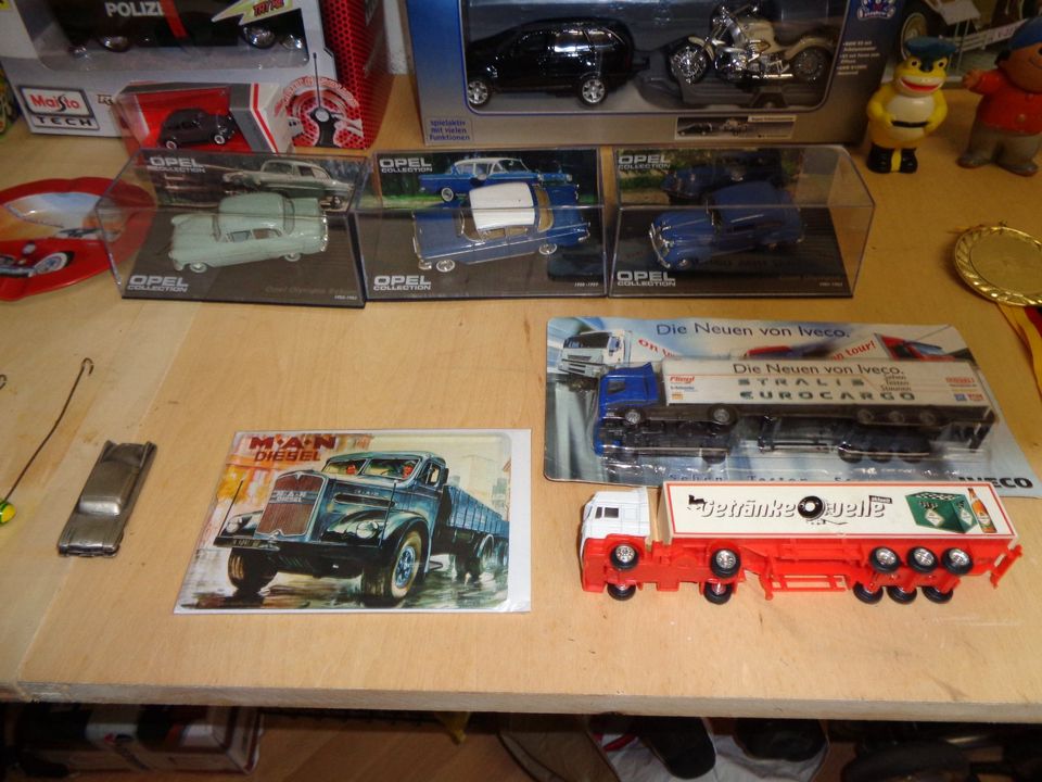 MODELLAUTOS  OLDTIMER PKW LKW;OPEL;VW;SCHILDER;FIGUREN USW in Neuwied