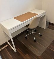 Schreibtisch mit Stuhl, Unterlage, Mülleimer & Bodenschutzmatte Niedersachsen - Meppen Vorschau
