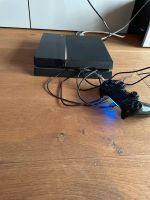 PlayStation 4 mit einem Controller Düsseldorf - Bilk Vorschau