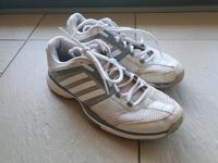Adidas Sneakers Turnschuhe Sportschuhe Laufschuhe 38 2/3 Dresden - Gorbitz-Süd Vorschau