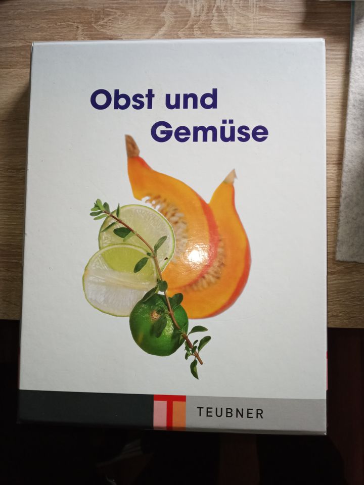 3 Kochbücher neuwertig bzw. neu in München