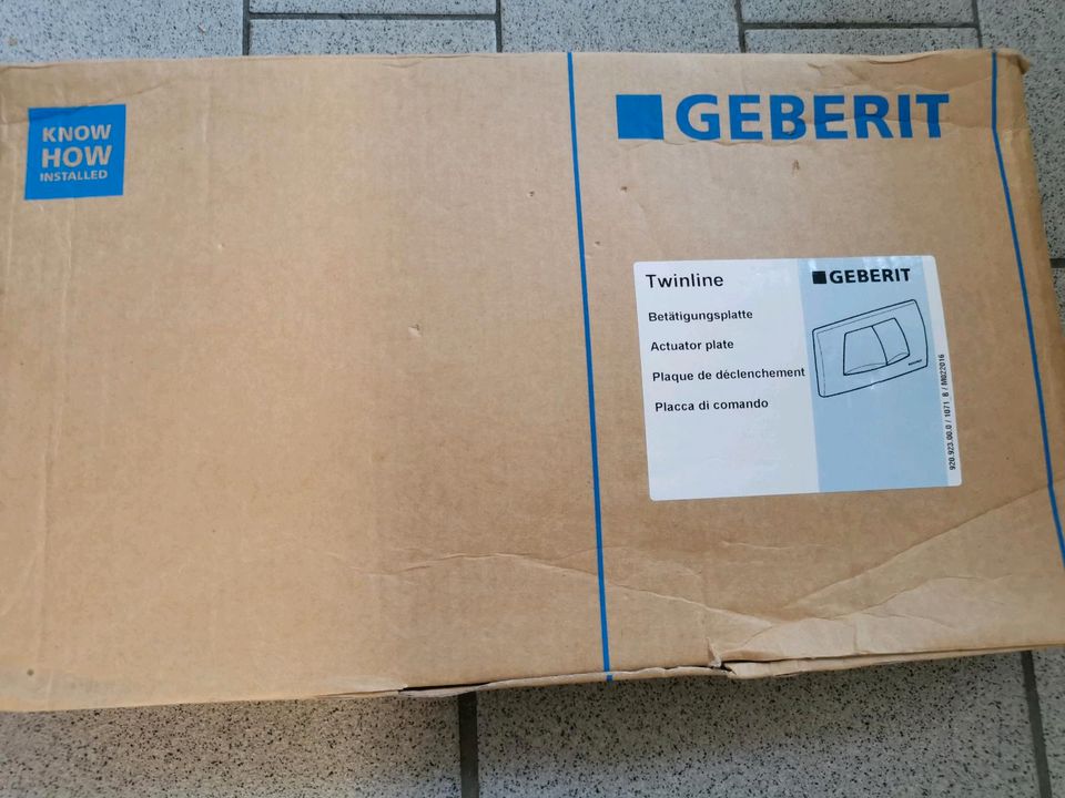 GEBERIT twinline Drückerplatte NEU in Unterweißbach