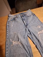 Mädchen / Damen-Jeans H&M Divided (Gr.40) Nordrhein-Westfalen - Brilon Vorschau