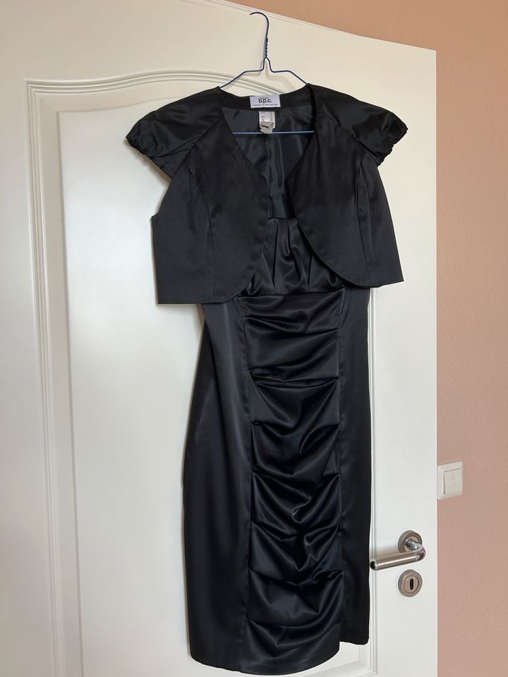 Jugendweihekleid mit Bolero Größe 34/XS/ Kleid/ Jugendweihe in Haldensleben