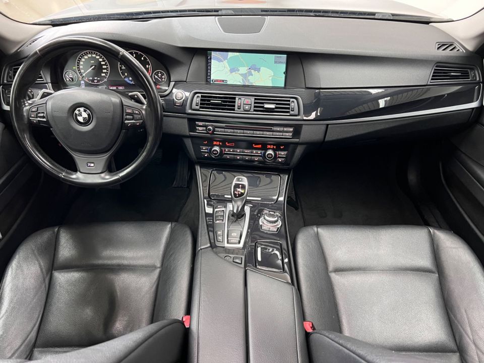 BMW 525d xDrive AUT./NAVI/XENON/SPUR/HUD/KAM/PANO in Schönaich