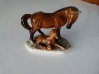 Pferd mit Fohlen Porzellan Figur braun alt vintage Niedersachsen - Blomberg Vorschau