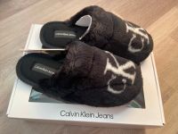 Calvin Klein Pantoffeln Schlappen Puschen Geschenk Weihnachten 37 Nordrhein-Westfalen - Enger Vorschau