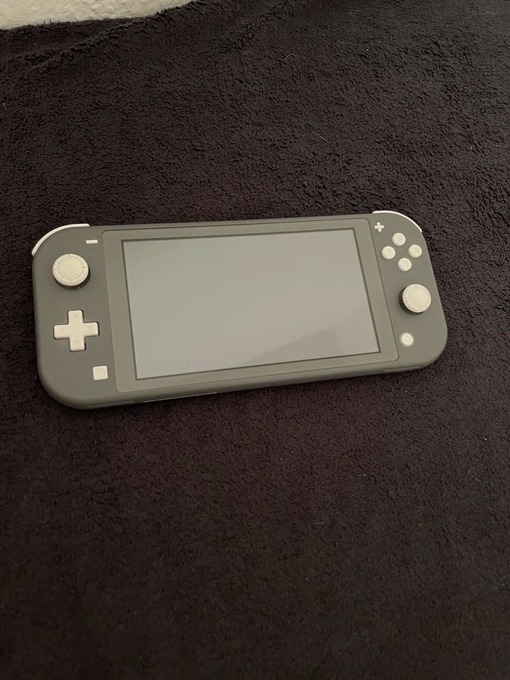 Nintendo Switch Lite Grau in Lohmar