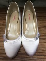 Brautschuhe weiß Satin Gr.36…neu Sachsen - Stolpen Vorschau