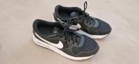 Nike Sneaker Gr.40 schwarz  unisex Bayern - Hochstadt am Main Vorschau