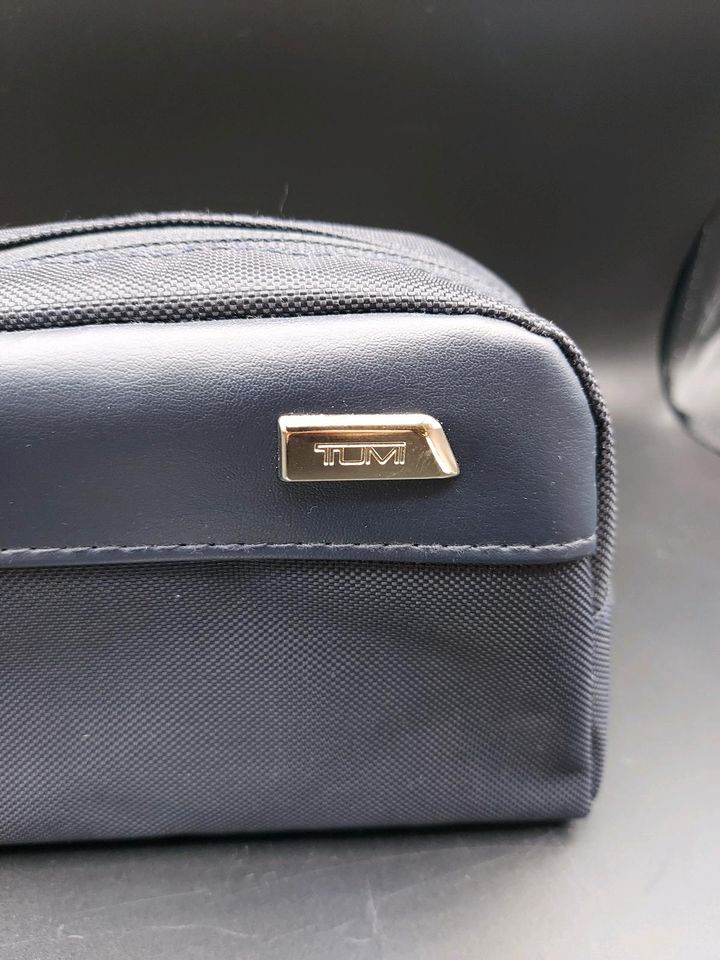 Delta Airlines Tumi Amenity Kit Kosmetiktasche in Weilrod 