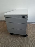 20.04. Rollcontainer Steelcase weiß 78,5cm Schubladen Metallfront Niedersachsen - Wietmarschen Vorschau