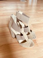 Wildleder Beige Peeptoes Pumps Gr.35 Nordrhein-Westfalen - Gummersbach Vorschau