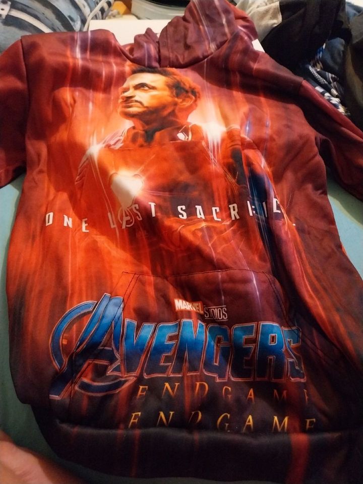 Marvel avengers pullover gr.l in Solingen