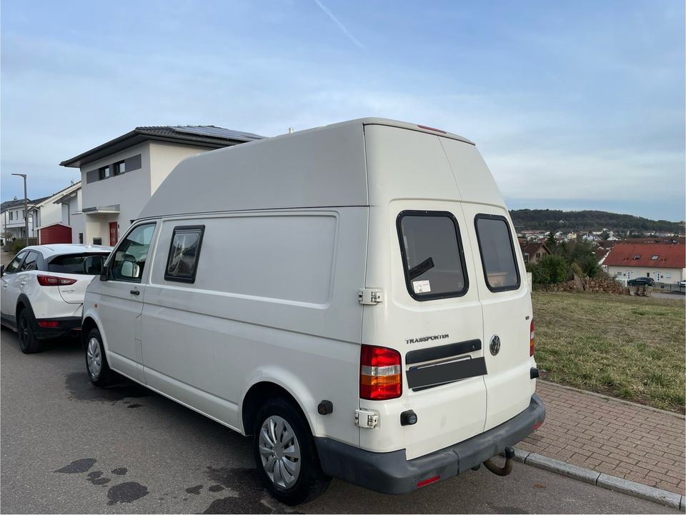 VW T5 Camper / Autark / Standheizung / Stehhöhe in Calw