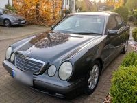 Mercedes Benz E-Klasse W210 Limousine E220 CDI 143PS EURO 4 Grün Nordrhein-Westfalen - Erkrath Vorschau