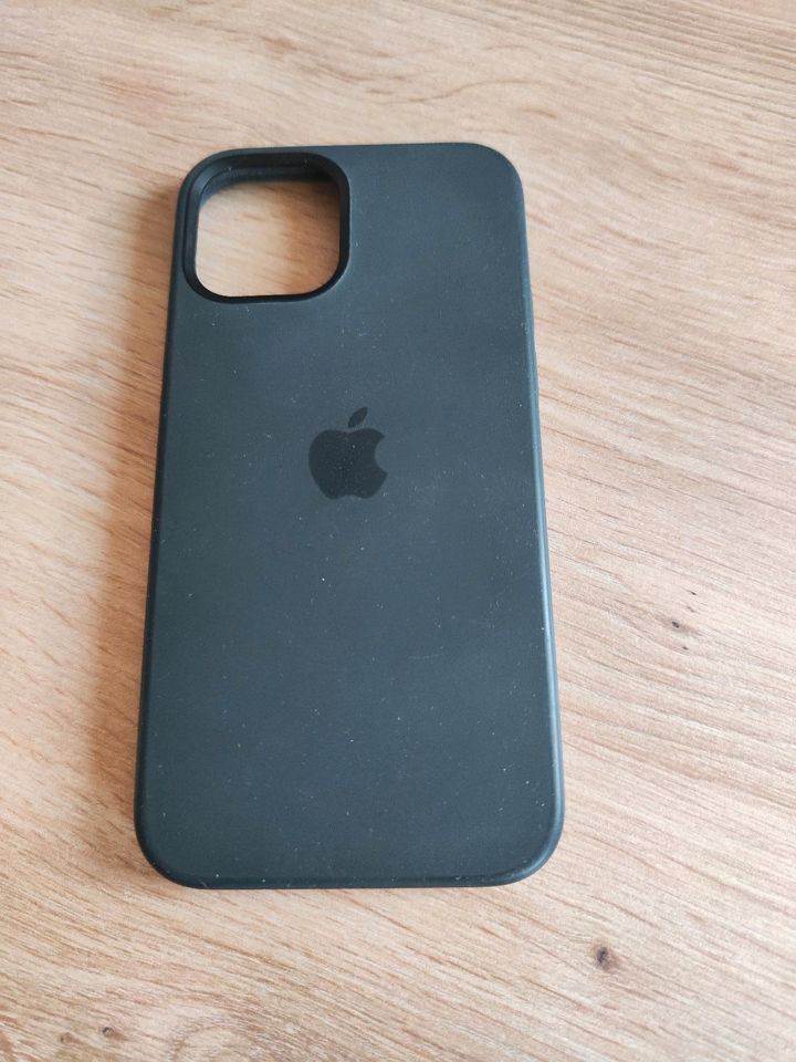 Handyhülle iPhone 12 Pro schwarz  Silikon in Obertraubling