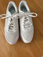 Neue Puma Sneaker in beige Größe 40 Rheinland-Pfalz - Daun Vorschau