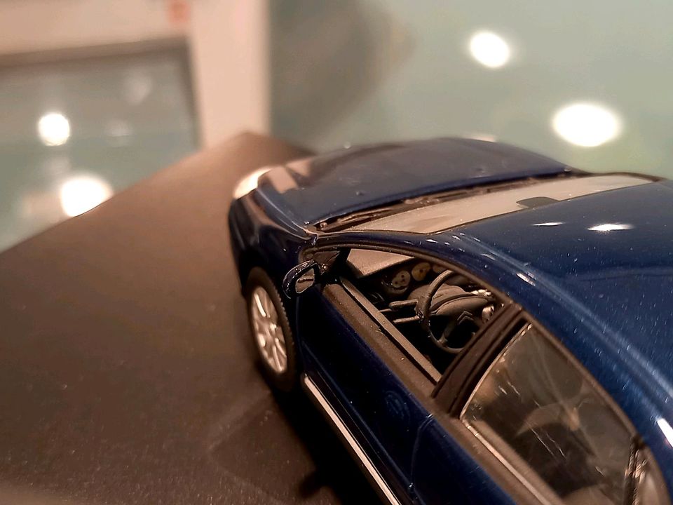 Citroën C5 I ph2 2004-2007 blau, grau, champagne 1/43 Norev in Aachen