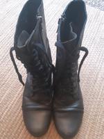 Steve Madden Damen Boots Stiefelette Gr.38 Leder Brandenburg - Eggersdorf Vorschau