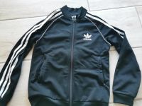 Adidas Trainings Jacke Größe 128 Nordrhein-Westfalen - Menden Vorschau