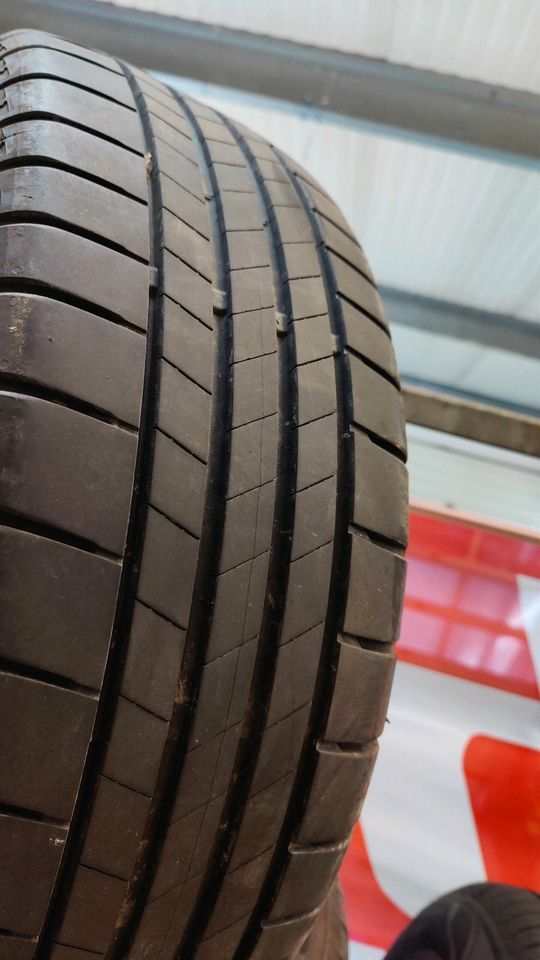 2 Stück 205/60R16 Sommerreifen BRIDGESTONE in Überlingen