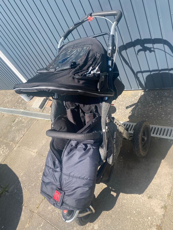 Kinderwagen TFK Joggster in Heiligenhafen 