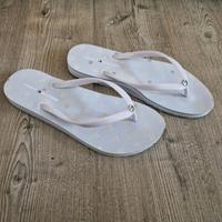 Tommy Hilfiger Flip Flops Gr. 40 hellblau neu Hessen - Taunusstein Vorschau