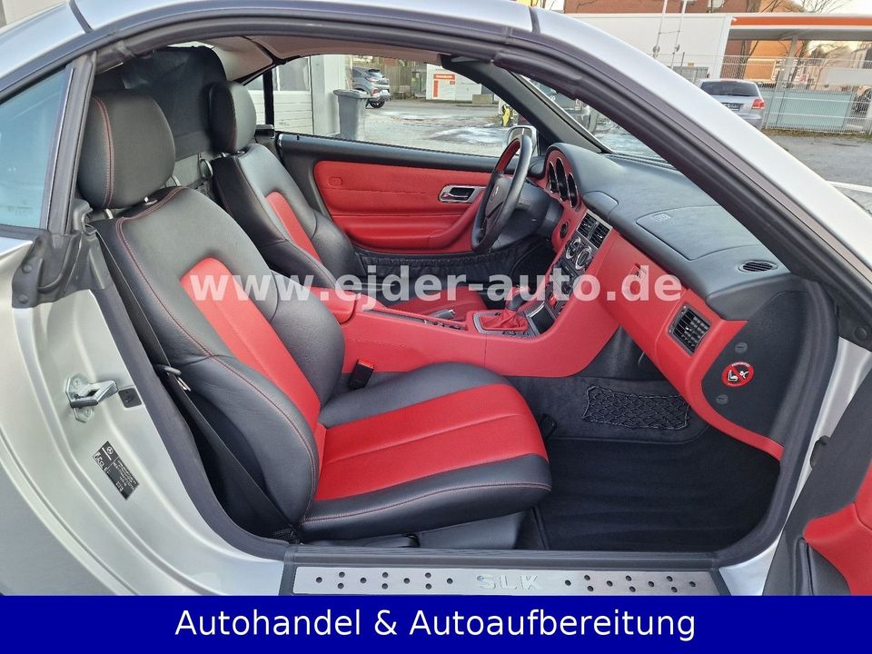 Mercedes-Benz SLK 200 Kompressor Roadster/Cabrio **17.385KM** in Düsseldorf