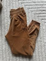 NEU Nike Jogginghose Velour XS braun Senf Leggings samt Nordrhein-Westfalen - Hennef (Sieg) Vorschau