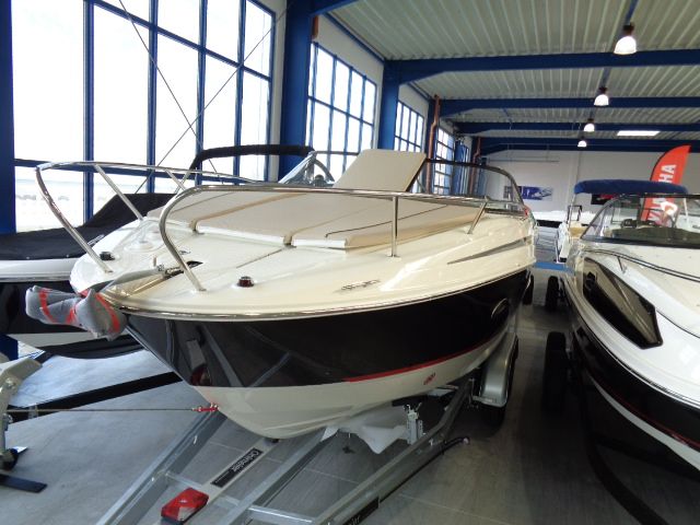 Motorboot Bayliner 742 R inkl. Trailer! in Budenheim