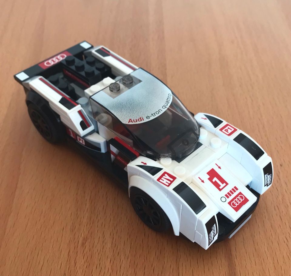 Lego Speed Champions Ferrari 75886 und Audi E-Tron Quattro 75872 in Korntal-Münchingen